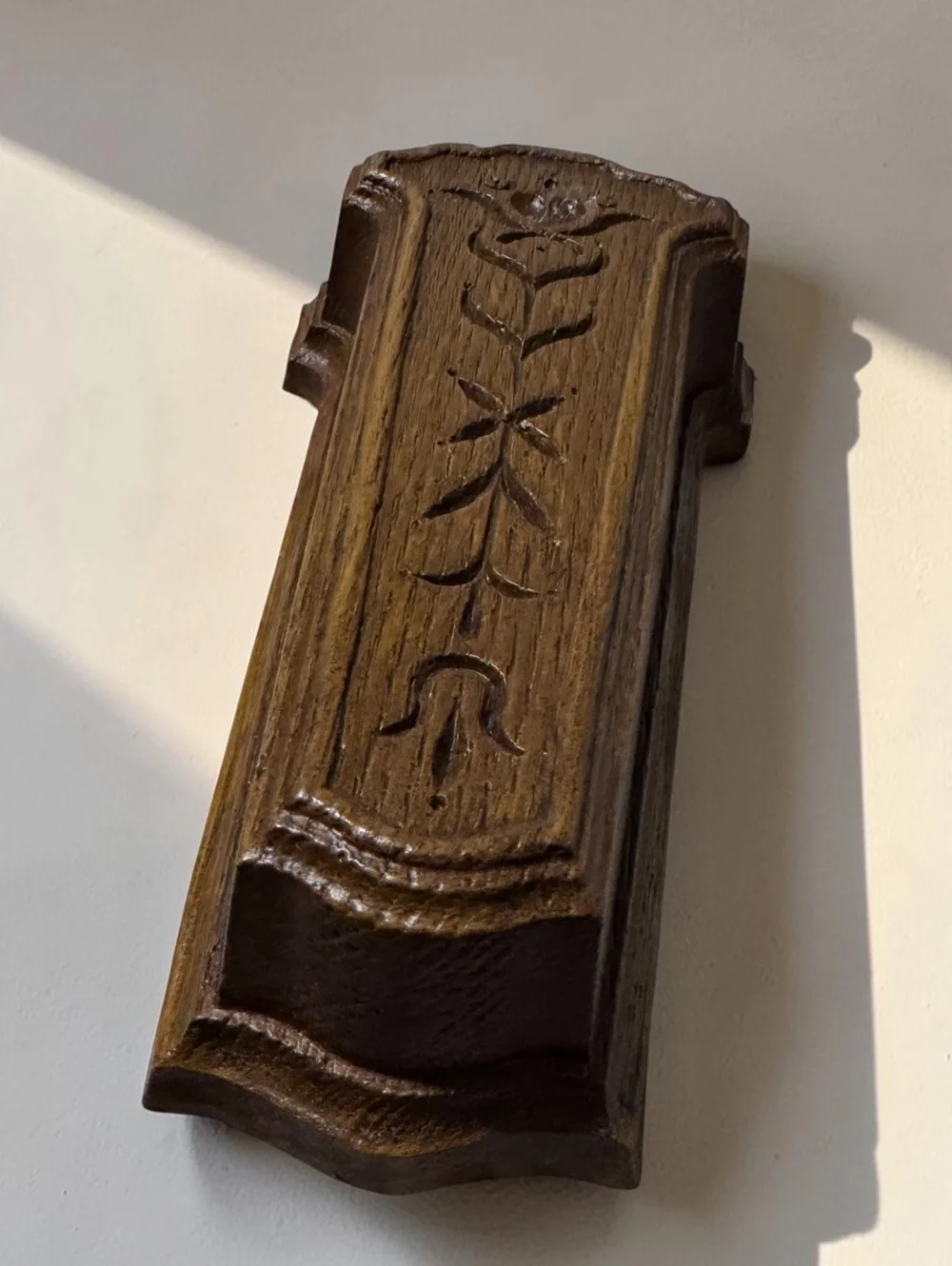Vintage 1981 HOMCO Syroco Faux Wood Wall Pocket Floral Heart Folk Art Decor